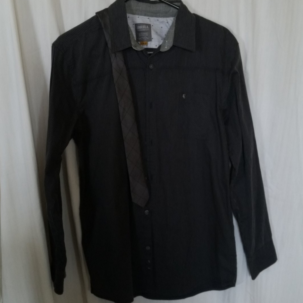 Drill clothing co shirt and tie combo boys size XL